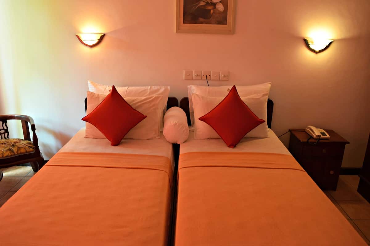 Standard Double or twin (2)